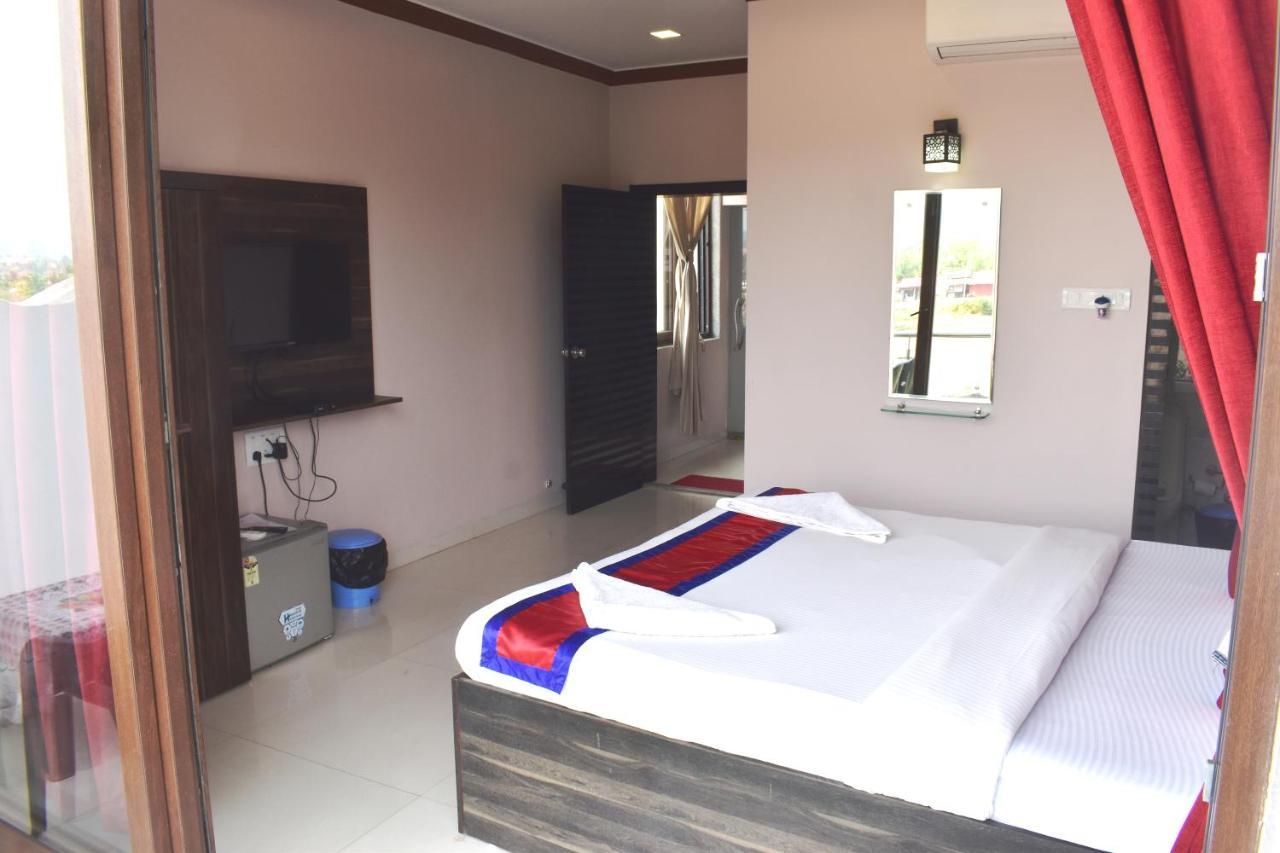 Hotel Baga Highq - Near Baga Beach Exterior photo