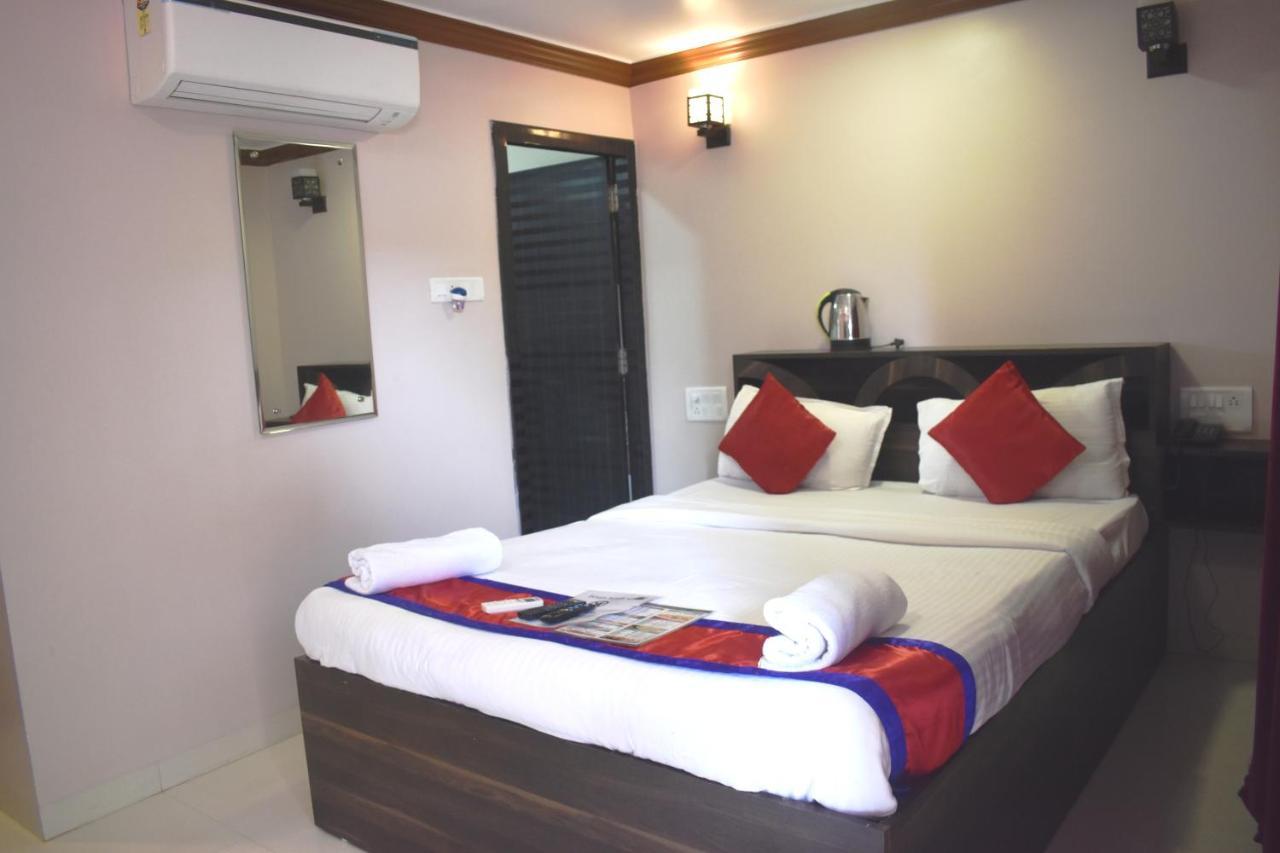 Hotel Baga Highq - Near Baga Beach Exterior photo